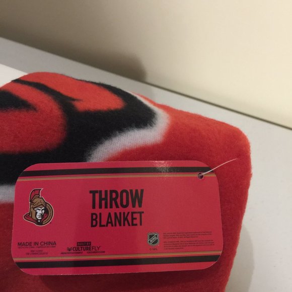 NHL Licensed Ottawa Senators Hockey Team Gift Set with Box - Picture 9 of 16